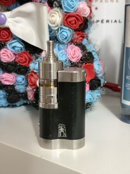 Dicodes sbs 18650 + kayfun x
