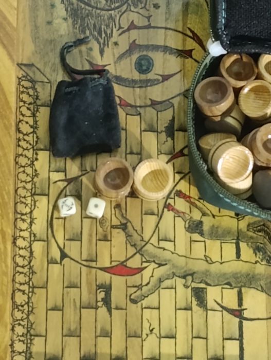 Нарды игральные.