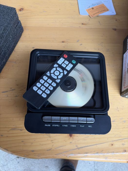 Cd player portabil