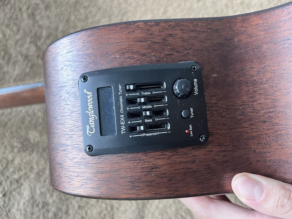 Акустическая гитара Tanglewood