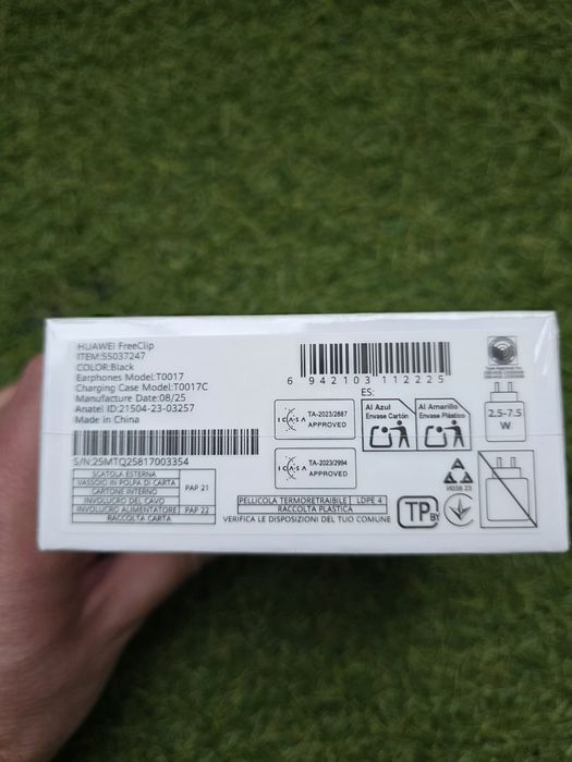 Продавам слушалки Huawei FreeClip