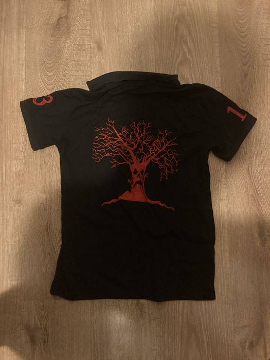 Haunted Mount polo red