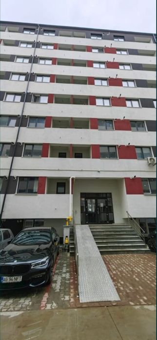 Închiriez Garsonieră