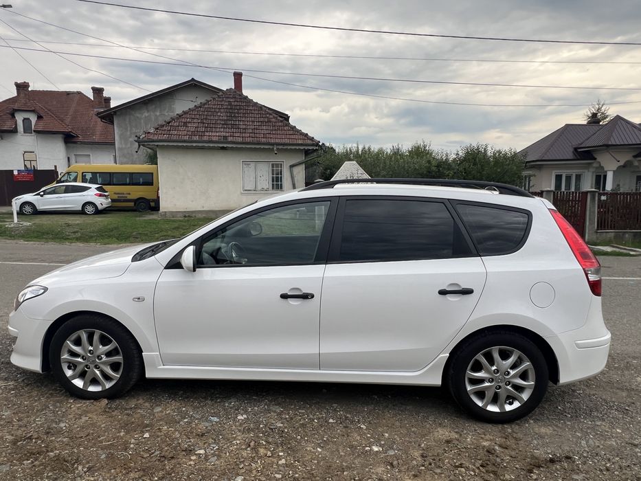HYUNDAI i30 2012 — imagine 3