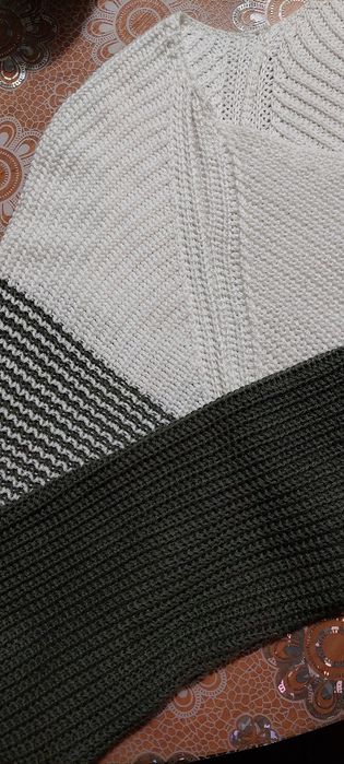 Кофта женская продаю.