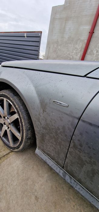 Aripa mercedes w204 facelift  mercedes c class facelift