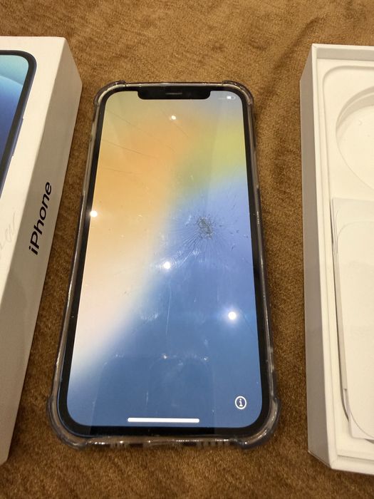 Iphone 12, 64 гигабайт