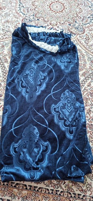 Шторы на два окна.