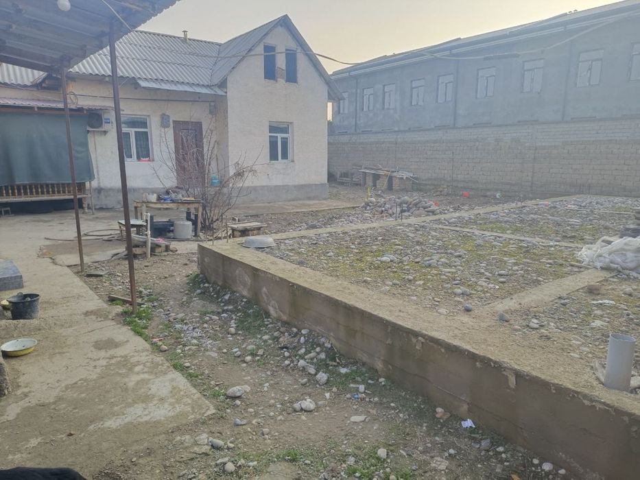 Дом в Бектемирском районе