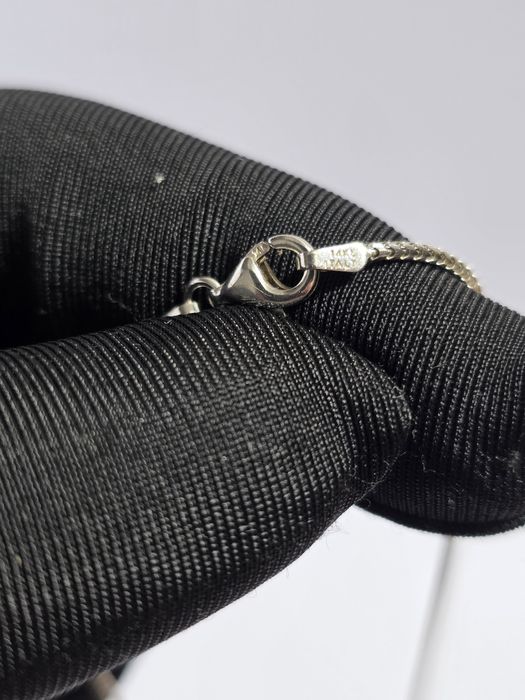 Подвеска с бриллиантами