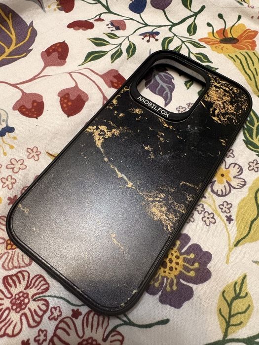 Husă iPhone 16 Pro cu MagSafe – Neagră, Slim & Elegantă