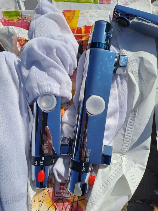 Bateri baie 100lei bucata noi