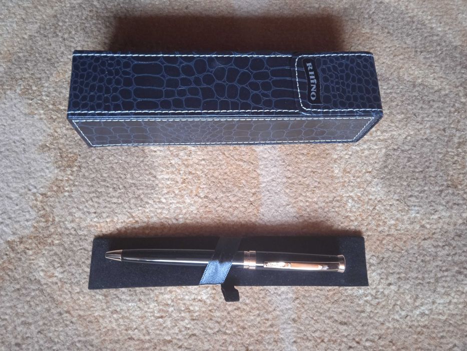 Луксозен Химикал Rhino с Камък Swarovski, нов