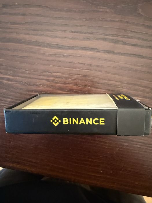 Стойка за телефон Binance