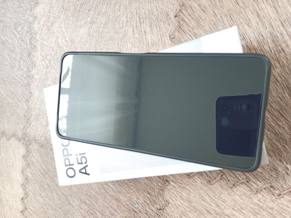 Oppo A5i в отличном состоянии