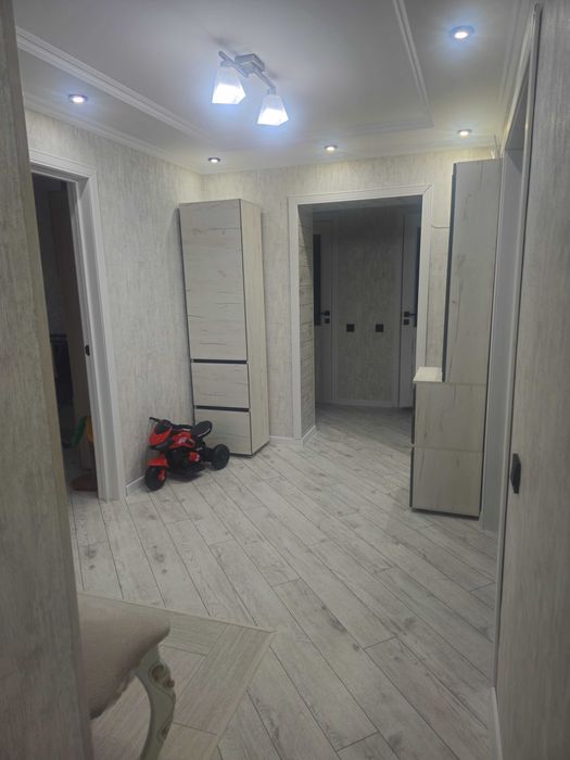 Продается 4 кон кв Кудайбердиева,91