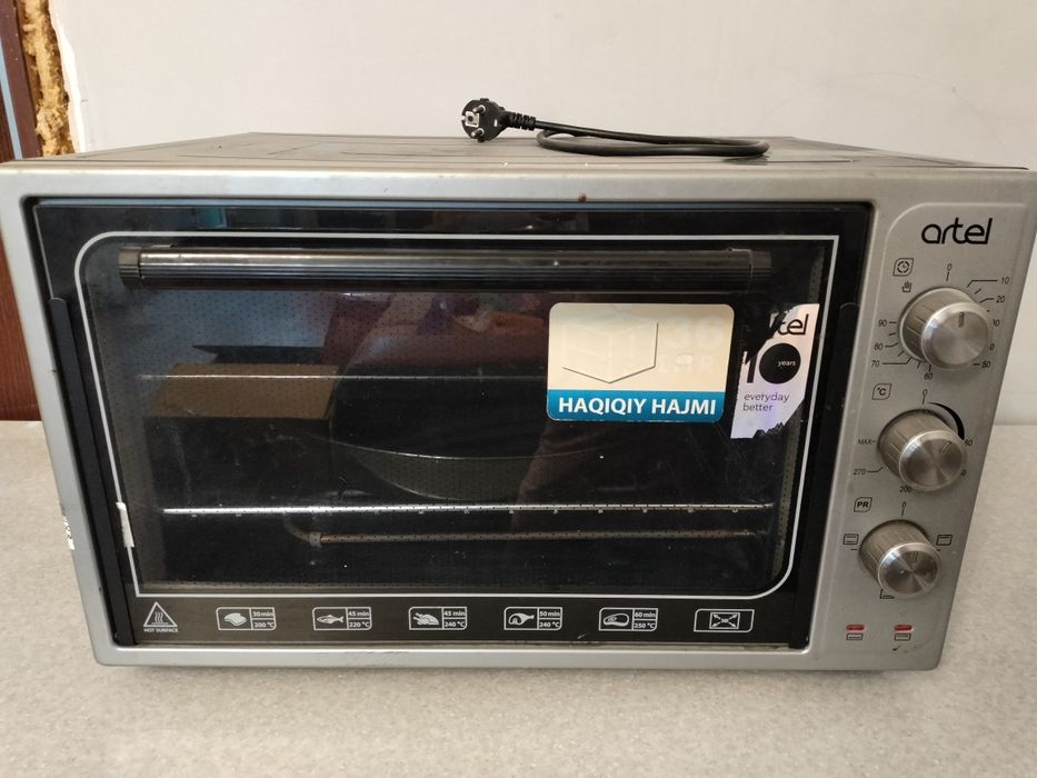 Artel духовка, в отличном состоянии.