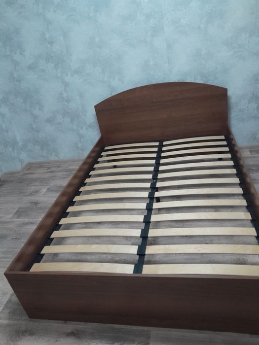 Кровать двухспальный