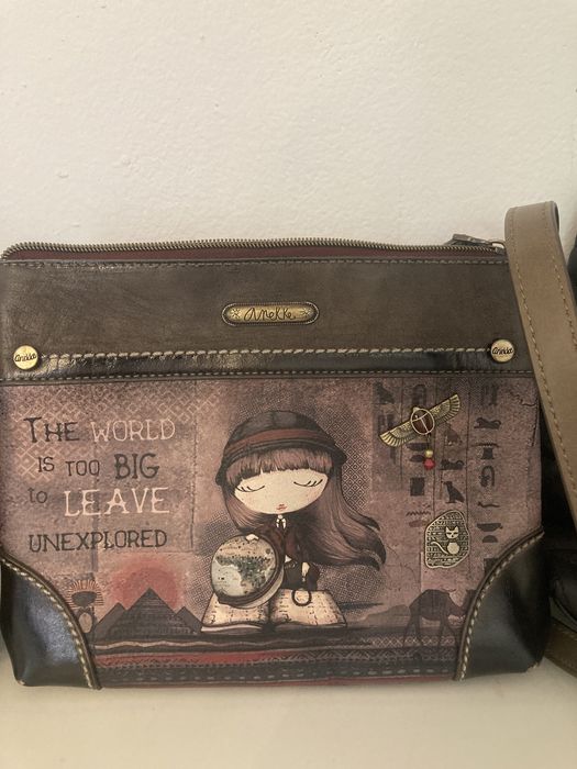 Красиви чанти не са носени