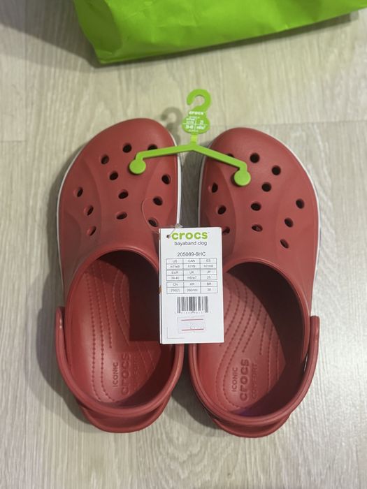 Продаю классные и удобные кроксы