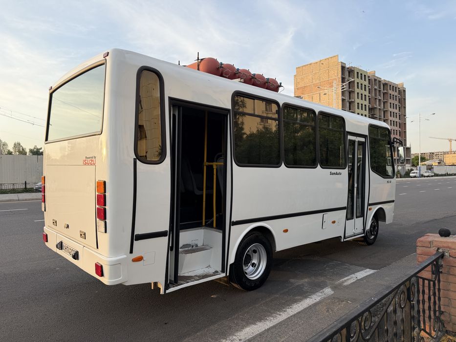 Isuzu sotiladi 2016. Avtobus