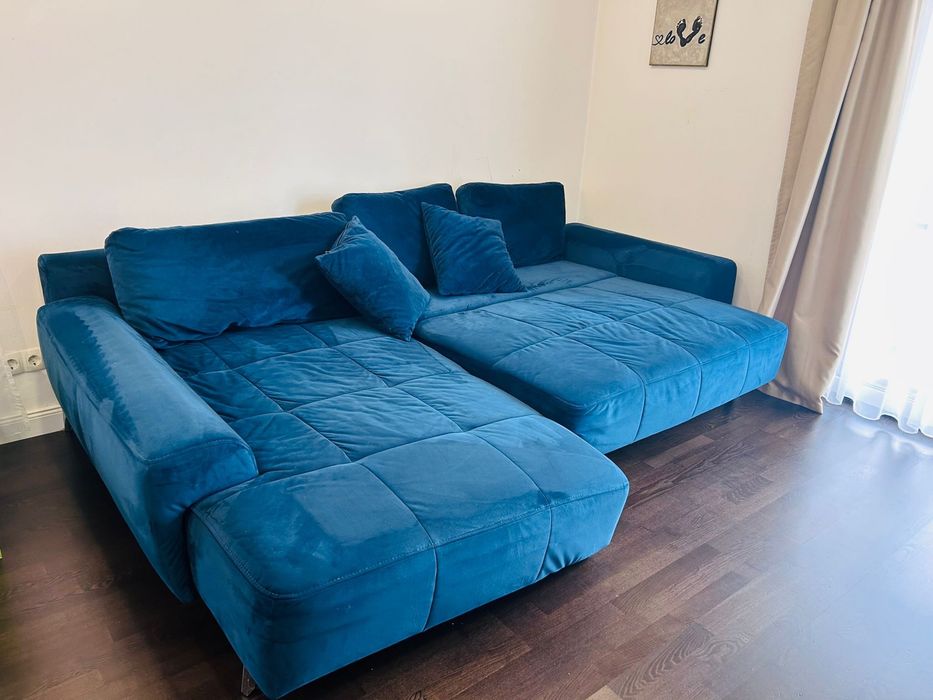Vând canapea confortabilă cu ladă de depozitare si sezut - 280x180 cm
