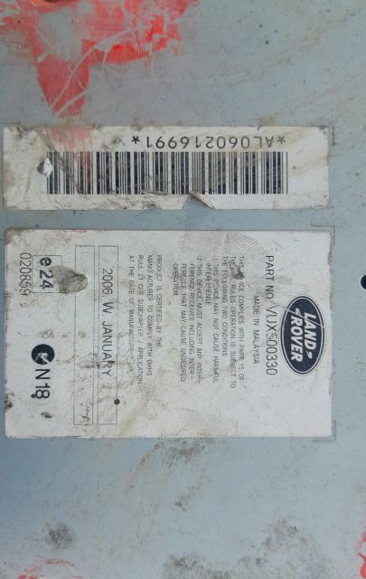 Consola butoane radio CD player Vux500330 Land Rover Range Rover Sport 1 seria