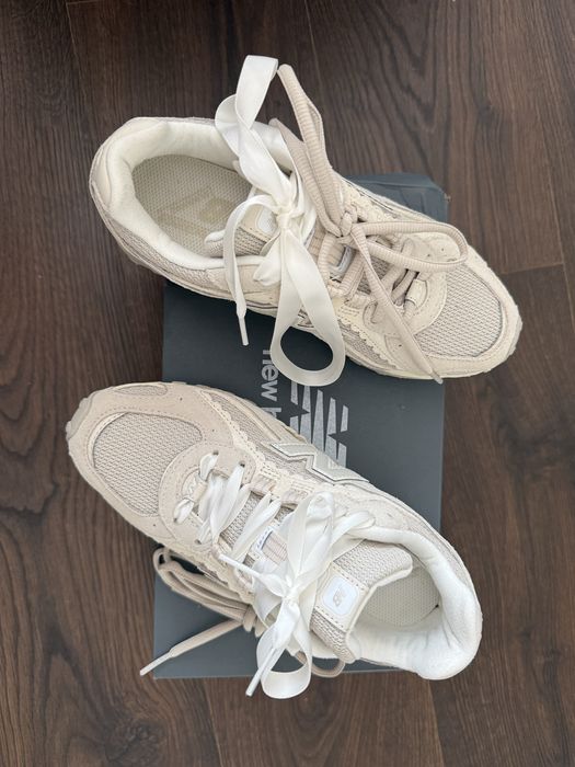 New Balance 204L