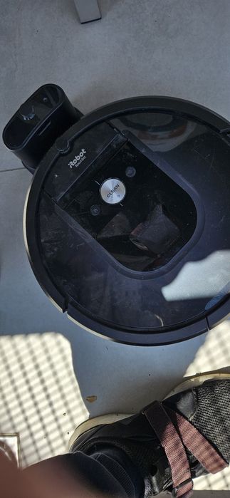 Robot aspirator irobot roomba