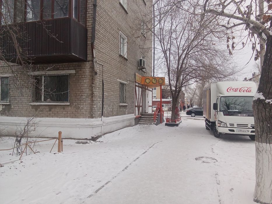 Продам 1,5ку на Глинки