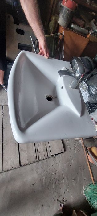 Раковина  б/у в хорошем состоянии