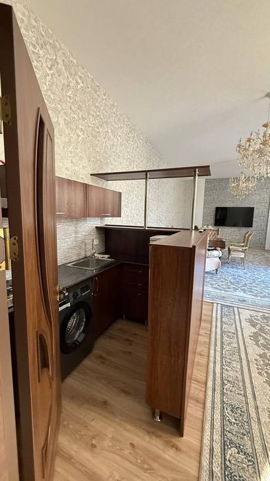 Арендага 7 хоналик Ховли Вокзалда жойлашган.Агентство