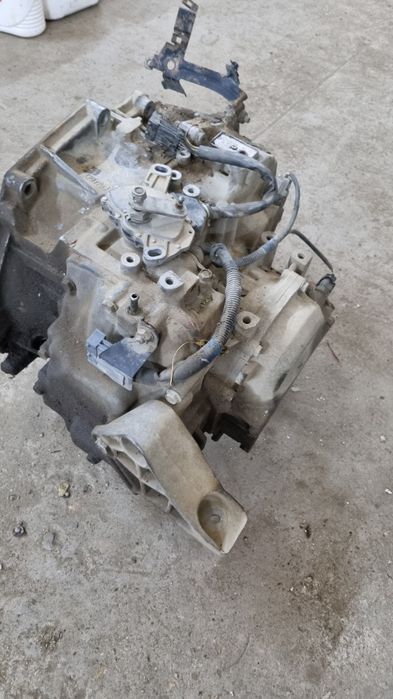 Акпп на Опель Вектра б, 1.8 .2001г