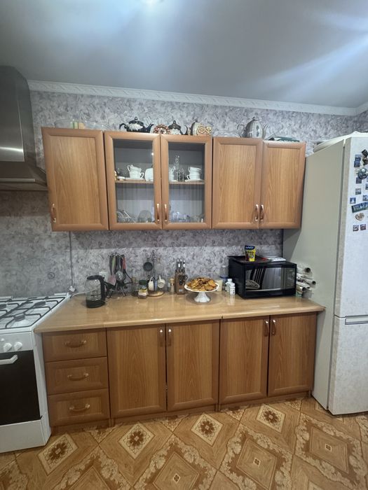 Продам кухонный гарнитур
