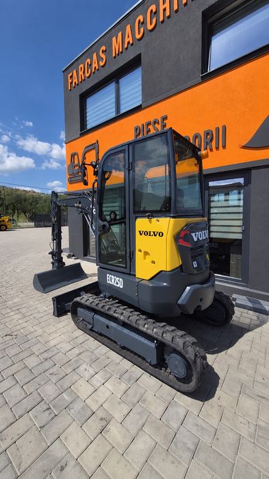 Miniexcavator ECR 25 an 2019