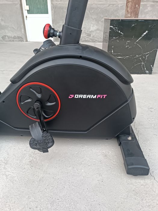 Trenajorni velosiped    model:DREAM FIT