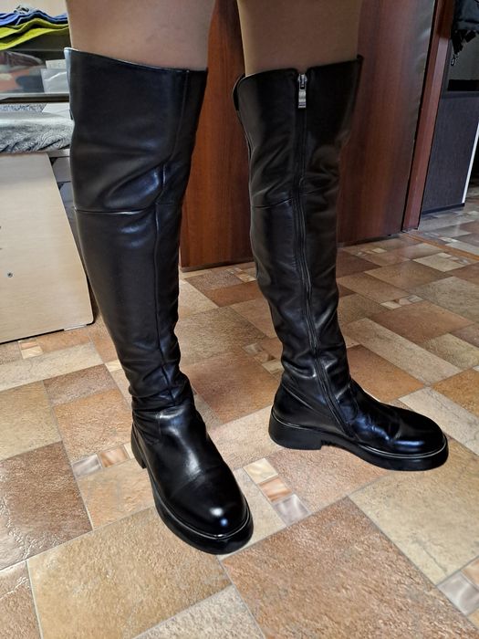 Продам Ботфорты кожанные