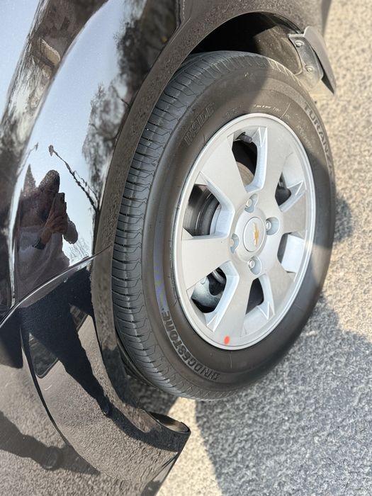 Gentra 2023 qora Tozza