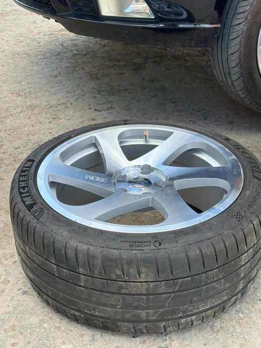 Продам новые диски 3sdm r18