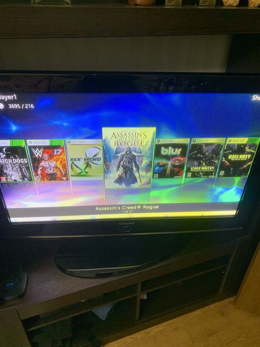 Продаю прошитую Xbox360