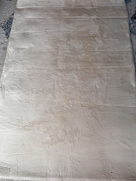 Ковер. Бежевый. В наличий 2 шт