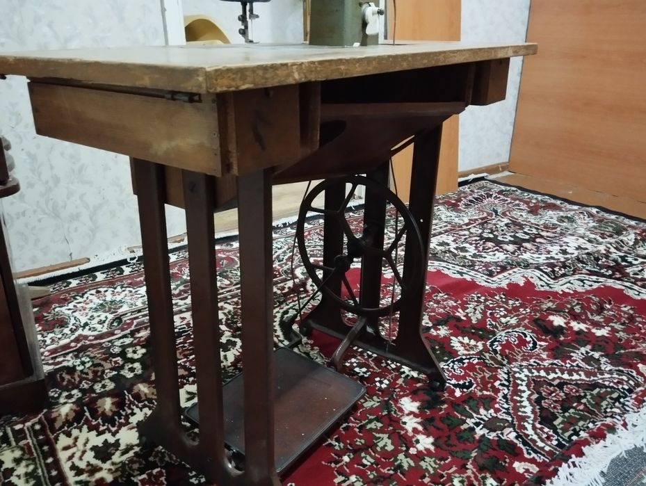 Tikuv mashinasi VERITAS