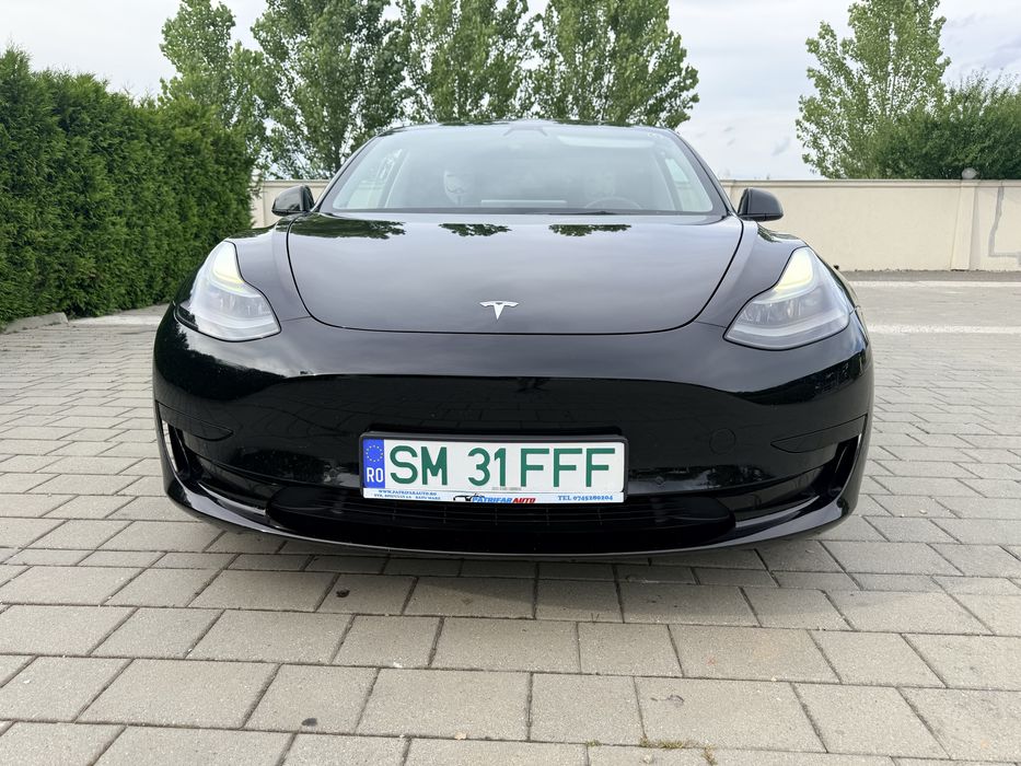 tesla model 3