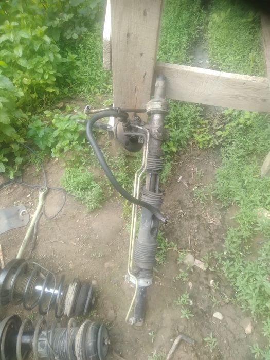 Запчасти на опель вектра а.