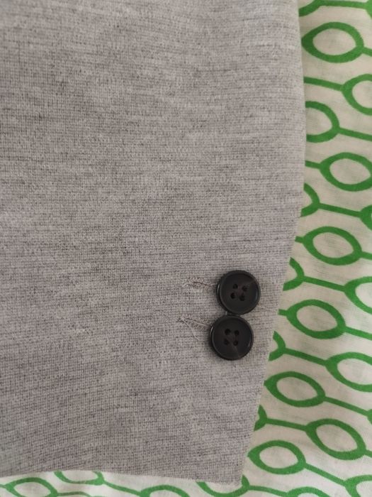 Продавам почти ново сако ZARA