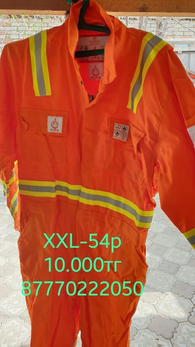 Балаклава комбез  прищепки перчатки ботинки каска золотая red wings