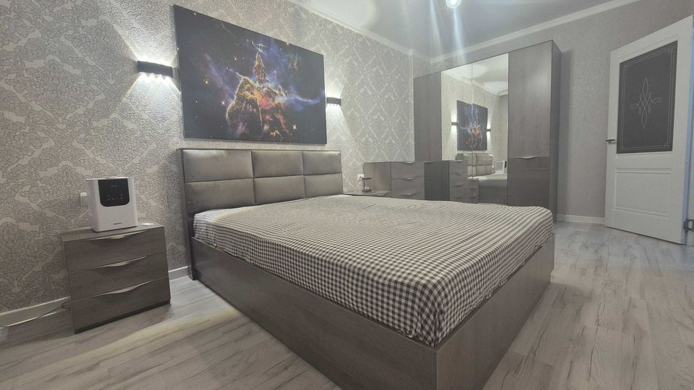 Продам спальный гарнитур