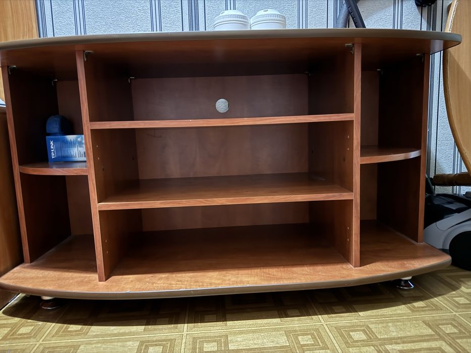 Тумба под телевизор