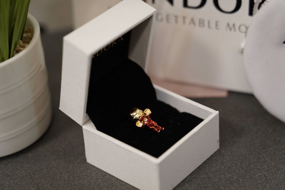 Талисман Пандора - Marvel x Pandora Железният човек