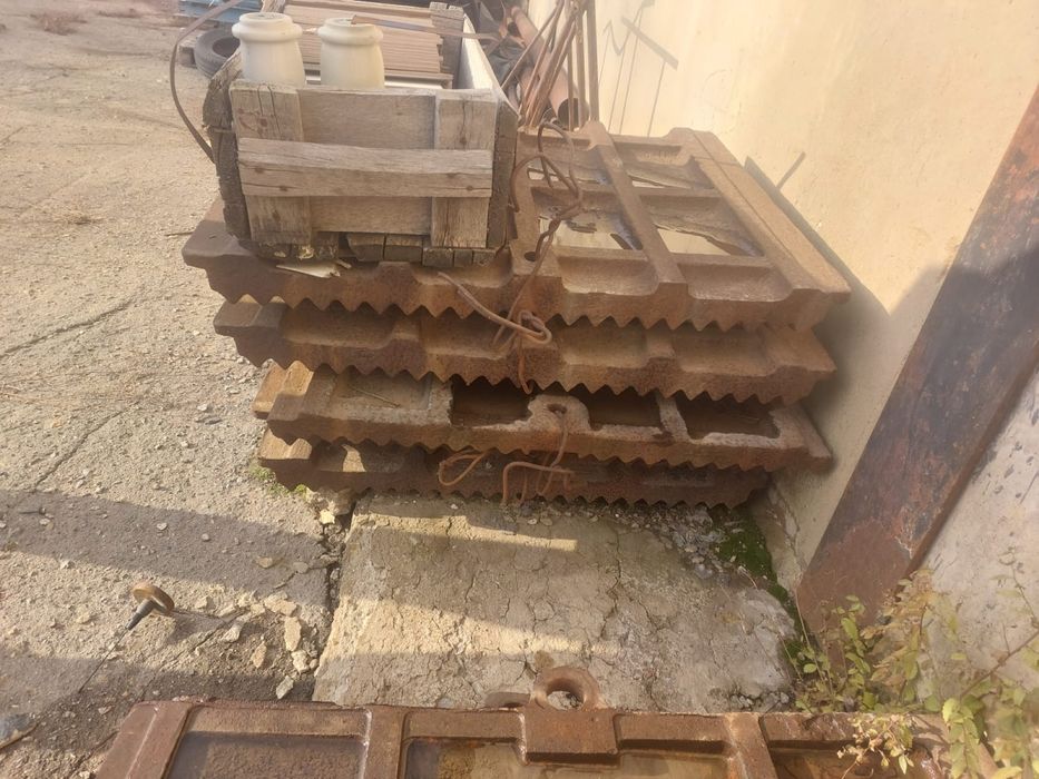 Плита дробящая С М Д